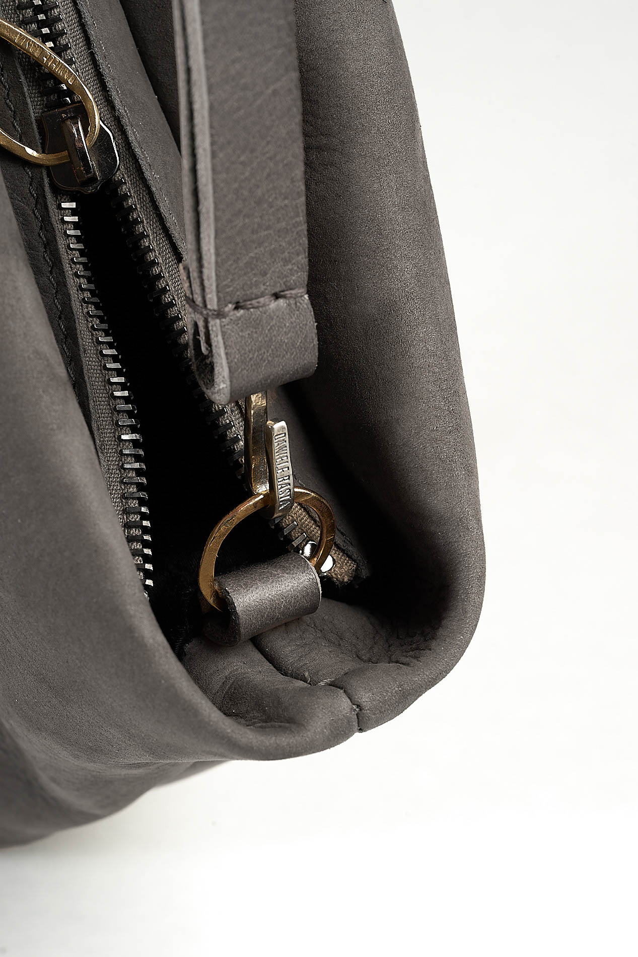 daniele basta leather and silver bags - DETAIL 2